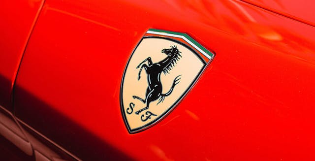 Ferrari lance sa propre collection en route vers les NFTs